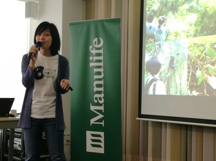 Joleen presenting during the Manulife #StartNow award ceremony